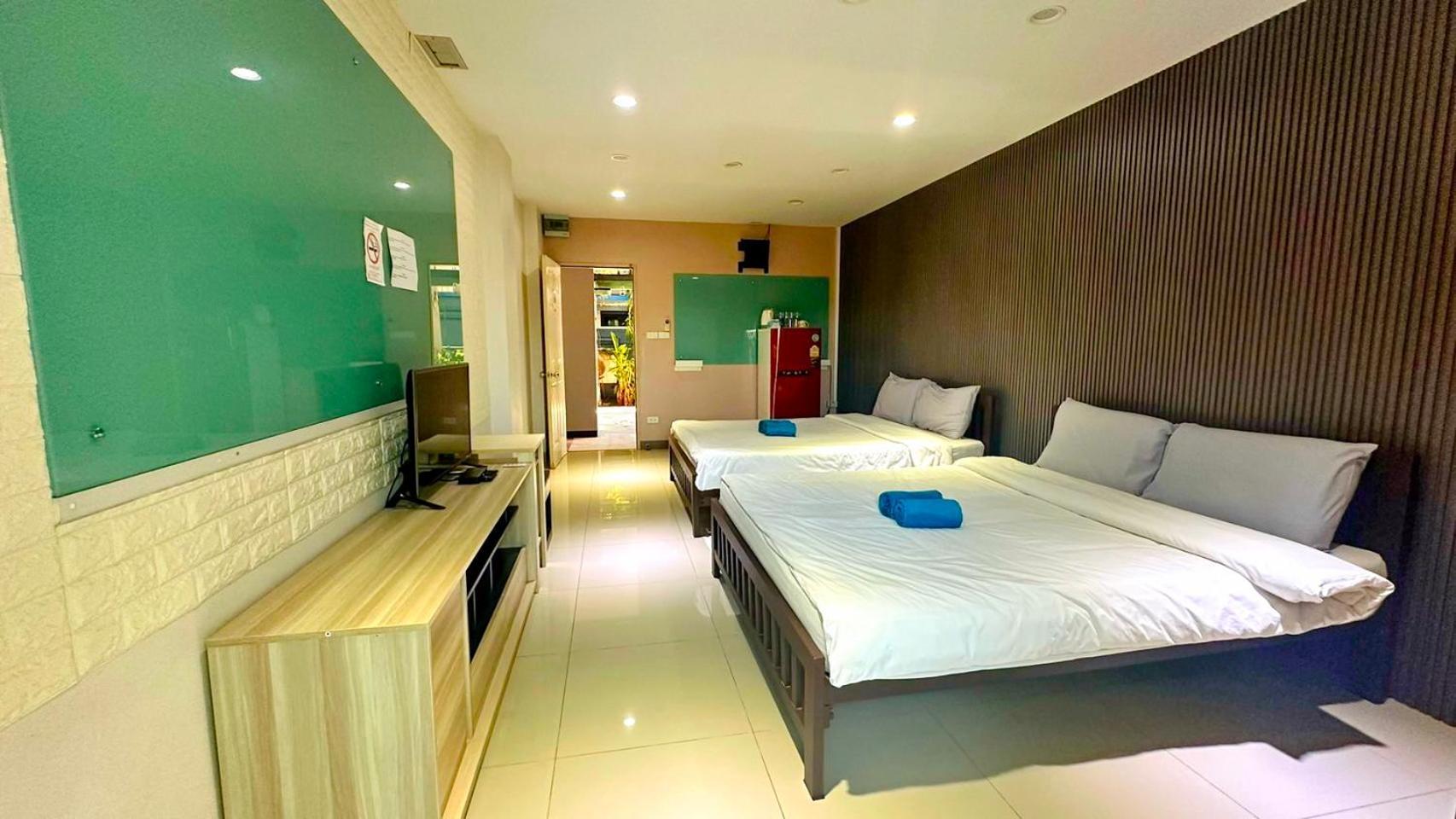 At Ease Hotel Suvarnabhumi Bang Phli Екстер'єр фото