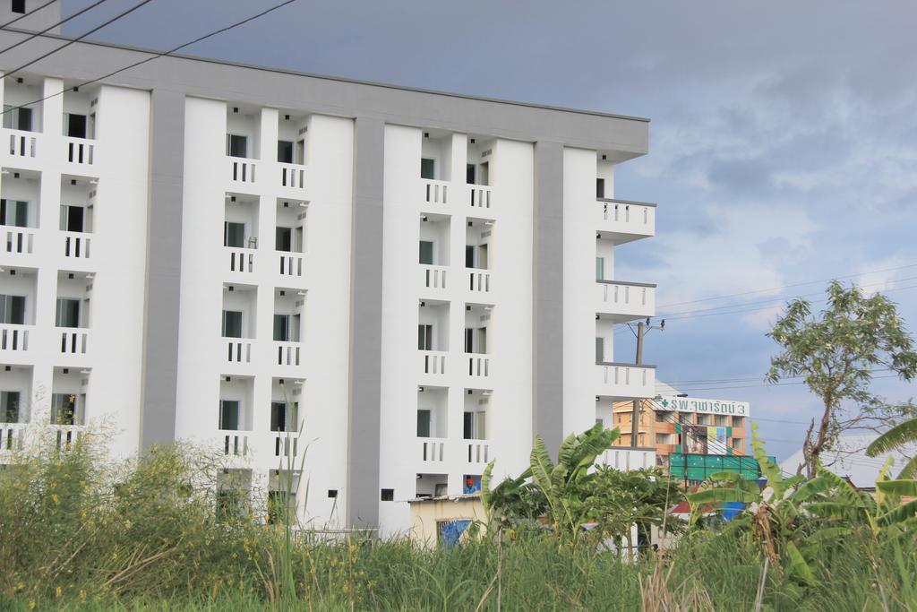 At Ease Hotel Suvarnabhumi Bang Phli Екстер'єр фото